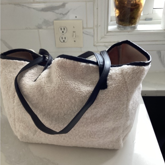 Brand new cozy teddy tote bag - Picture 10 of 15